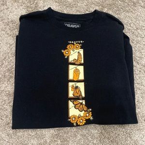 dravus monarch butterfly tshirt size small